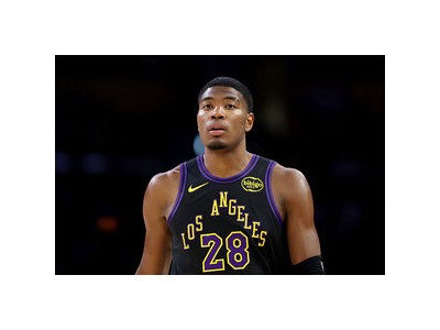 경복고와 수피아여고가 NBA 국제대회에 출전해 화제