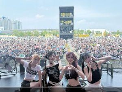 QWER 펜타포트 3년 연속 출연 팬들 환호