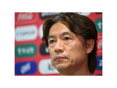 클린스만과 홍명보 감독에 110억 원 날렸다